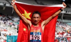 爱沙尼亚队在田径比赛中取得冠军