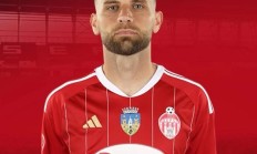 比利亚雷亚尔大胜，迎来开门红