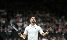  德约科维奇爆冷击败巴塞罗那，挺进下一轮引爆全场！