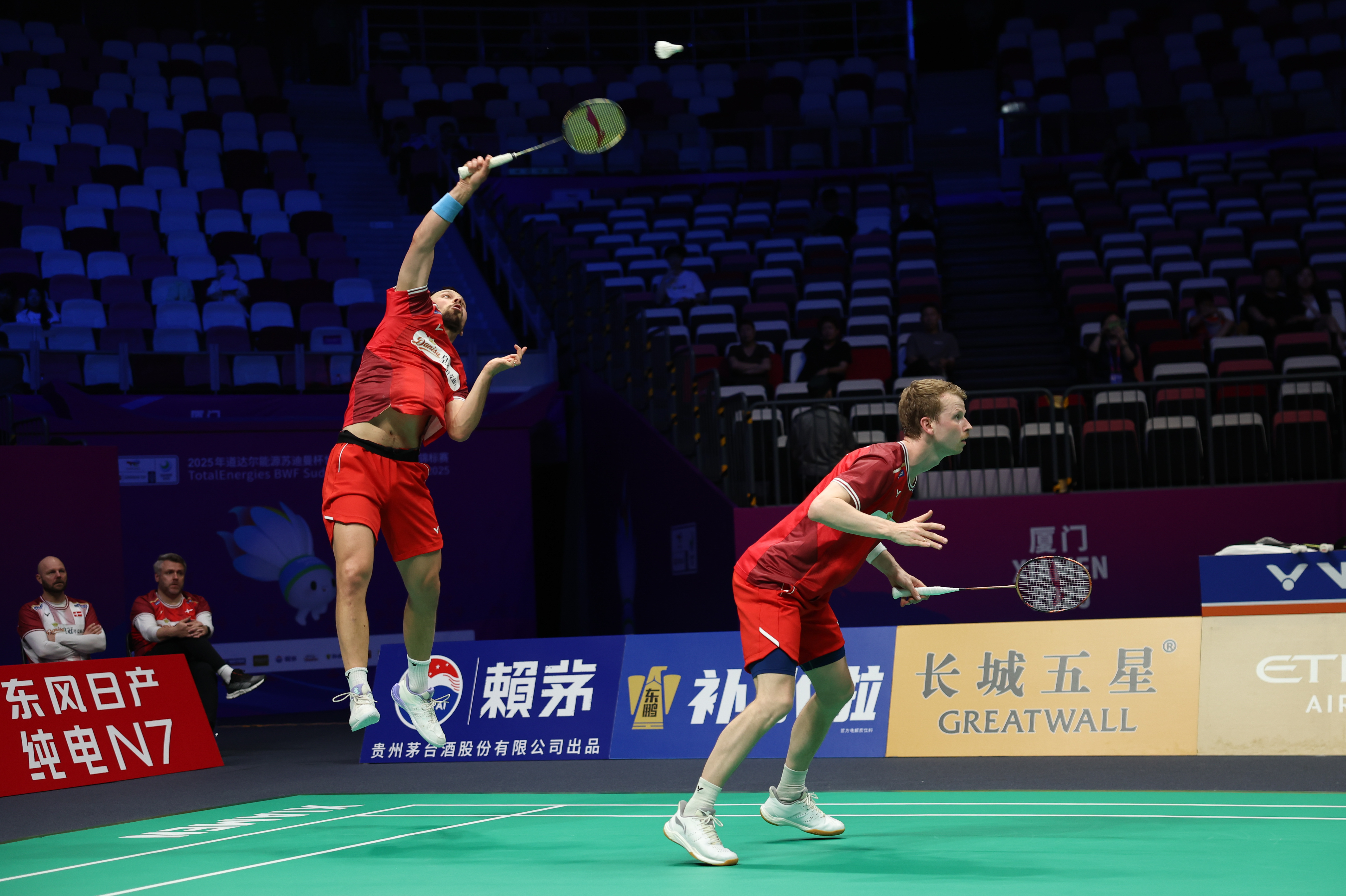 羽毛球半决赛:丹麦选手逆袭成功 羽毛球半决赛:丹麦选手逆袭成功